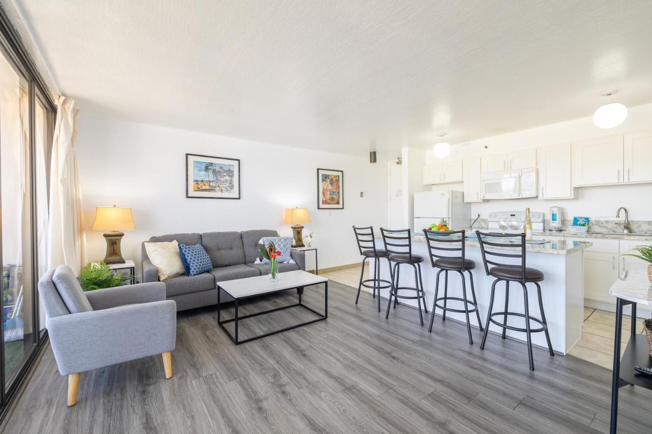 Waikiki Escapade Mountain Views Condo, Steps To Beach With Parking Perk Honolulu Exterior foto