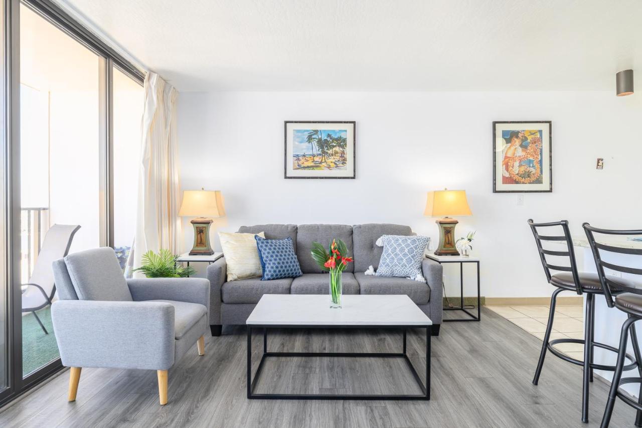 Waikiki Escapade Mountain Views Condo, Steps To Beach With Parking Perk Honolulu Exterior foto