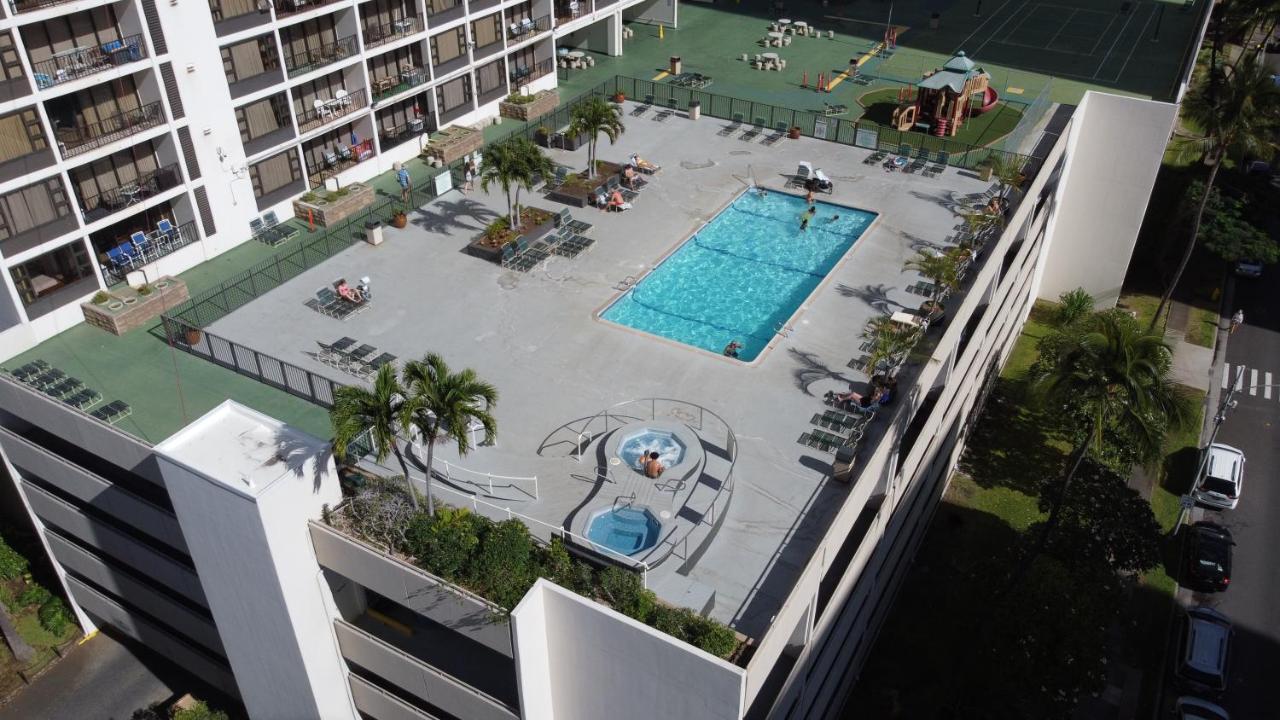 Waikiki Escapade Mountain Views Condo, Steps To Beach With Parking Perk Honolulu Exterior foto