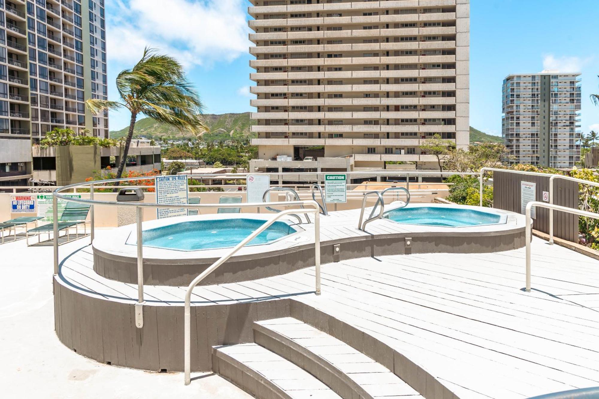 Waikiki Escapade Mountain Views Condo, Steps To Beach With Parking Perk Honolulu Exterior foto